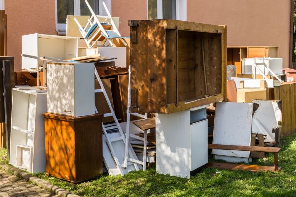 Junk Haul Away Service in Oconomowoc