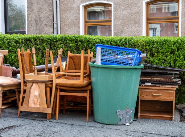 Chair Disposal Service in Oconomowoc